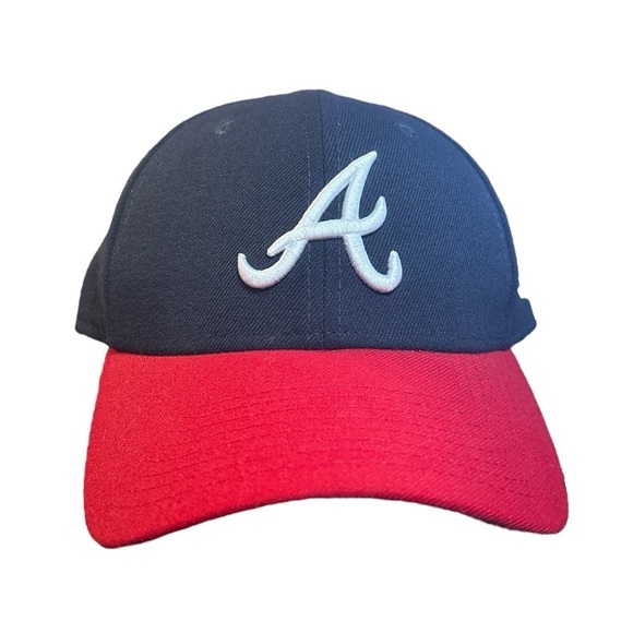 New Era Atlanta Braves Strap Closure Blue and Red‎ - Picture 1 of 4